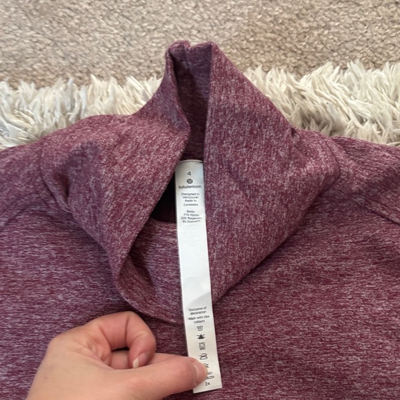 Lululemon size 4 marled purple turtleneck sweat wicking top - Picture 3 of 6